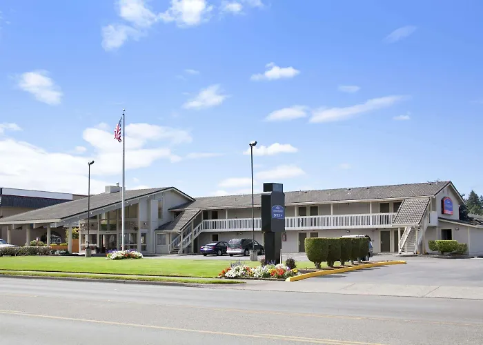 South Tacoma Suites