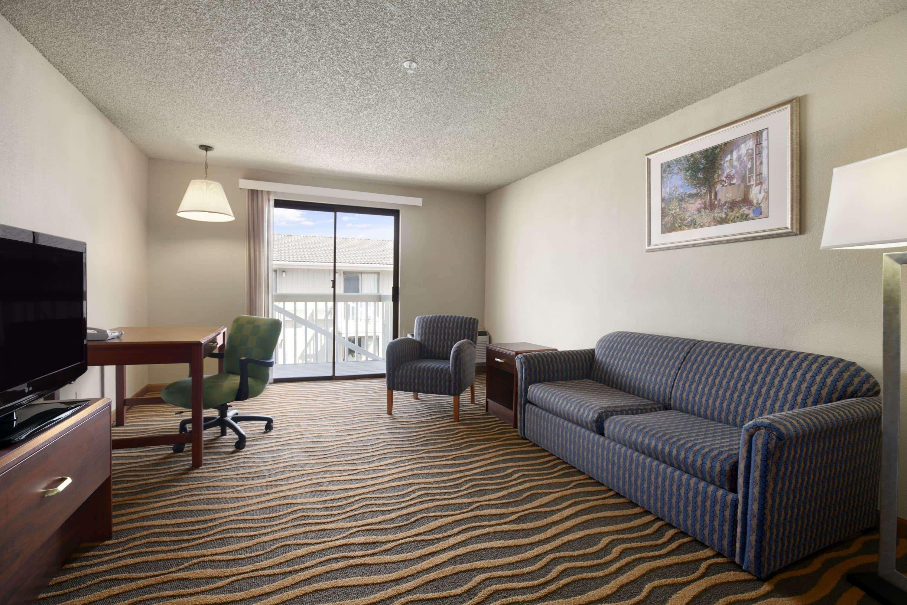Motel South