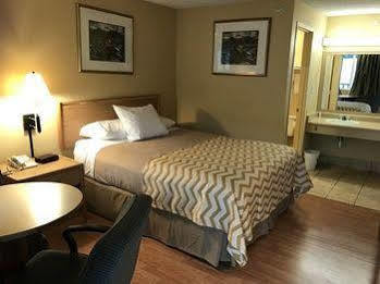 South Motel 3*